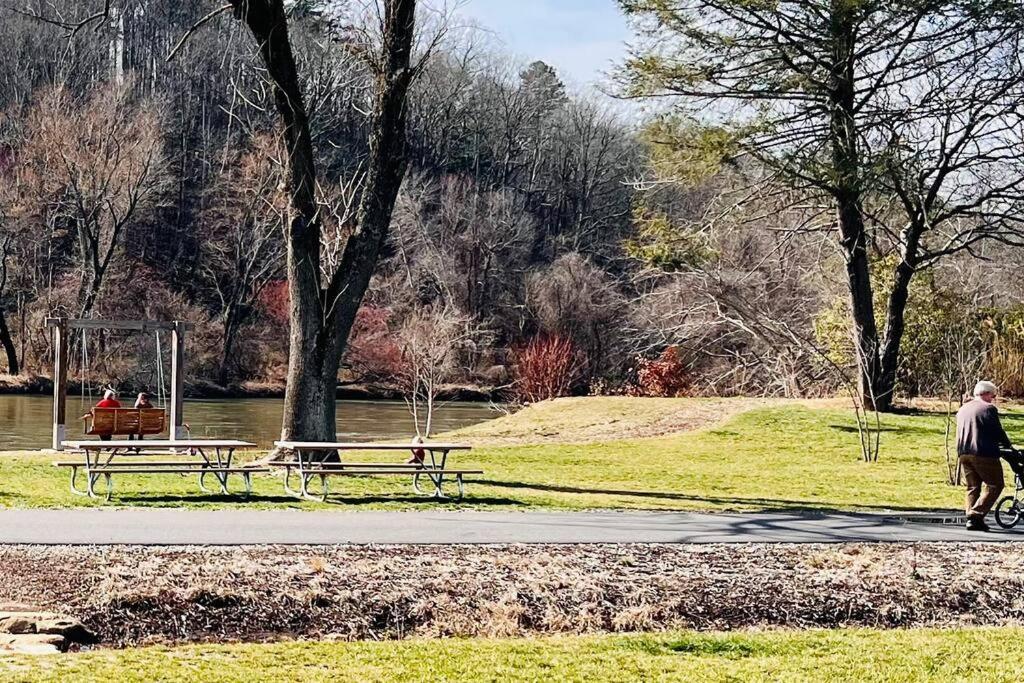 French Broad Overlook Asheville Exterior photo
