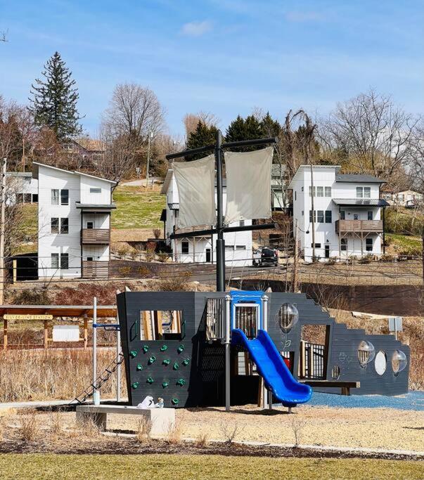 French Broad Overlook Asheville Exterior photo